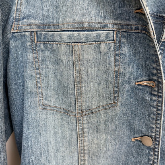 Chadwick’s Classic Chic Medium Wash Fitted Jean Jacket Women’s Size 12 Peplum - Picture 4 of 11